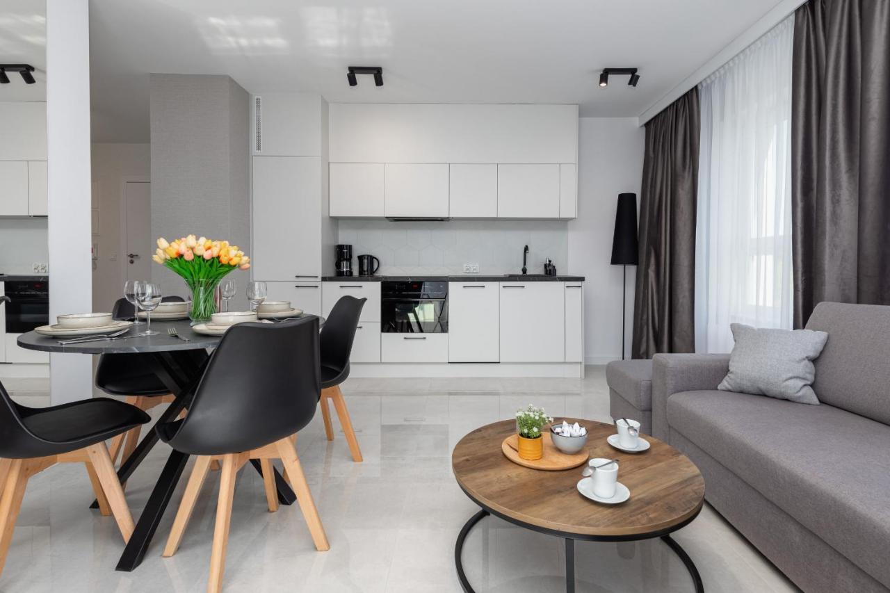 Sun Towers Lux Apartments By Renters Prestige Świnoujście Exteriör bild